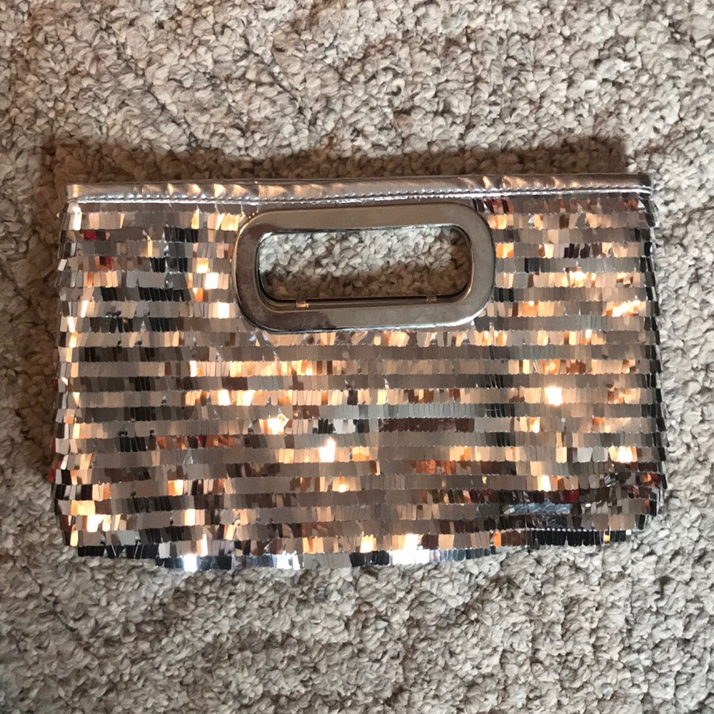Formal clutch